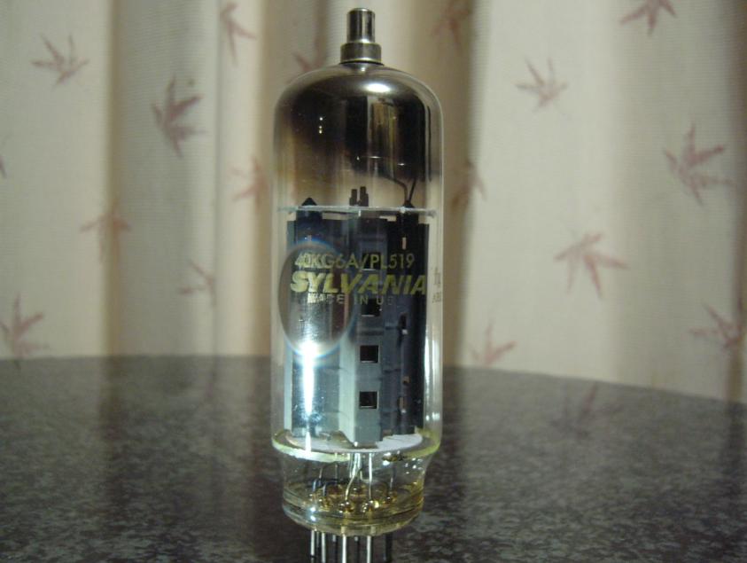 Sylvania PL519