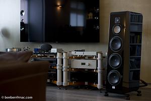 HOME 018