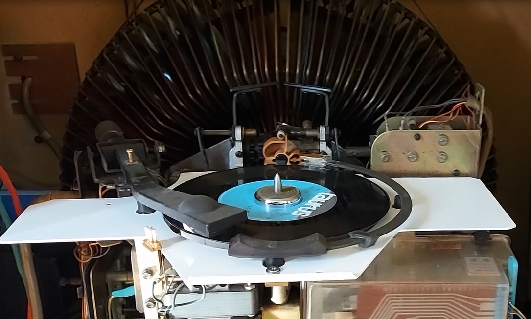 ROWE AMI MM1 turntable